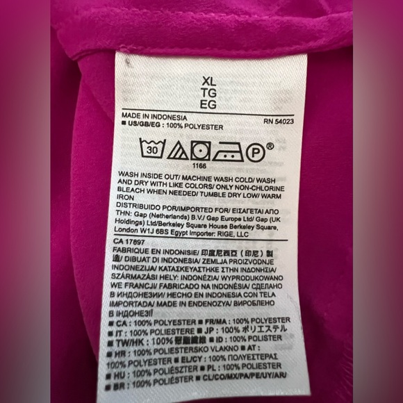 NWT Banana Republic Fuschia Sleeveless Peplum Top - Picture 5 of 5